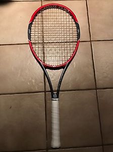 Wilson Pro Staff 97 16x19 STRUNG 4 1/4 315g Roger Federer 11.1oz