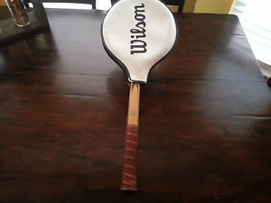 MacGregor Tennis Racket  ...Vtg. Fleetwood model-- Virtually New!!!