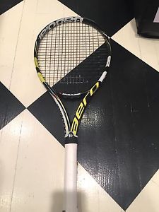 Babolat Aeropro Drive: 4 1/8 300g 10.6 oz