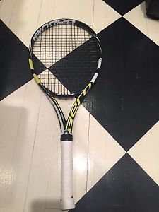 Babolat Aeropro Drive: 4 1/8 300g 10.6 oz