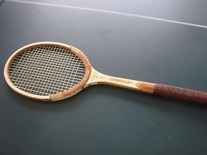 Vintage Wilson Wood Tennis Racquet   "Lady Advantage"   Excellent