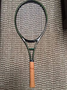 Prince Classic Graphite 100 - Grip 4 1/4 - Mint Condition