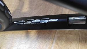 BORIS BECKER DELTA CORE NYC, Grip Size: 4 1/2