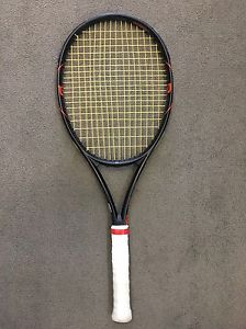 Wilson Burn FST 95 4-1/4 used  Tennis Racquet