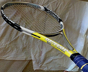 Dunlop Aerogel 4D 500 Tour Tennis Racket