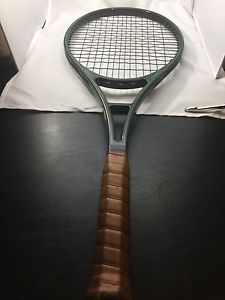Prince Graphite Comp Series 90 4 1/2 Mid Midsize Tennis Racket with Cover