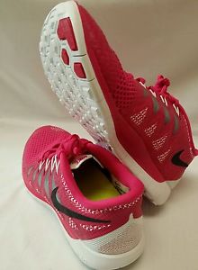 Nike Womens 50 Shoes Size 9 Vivi