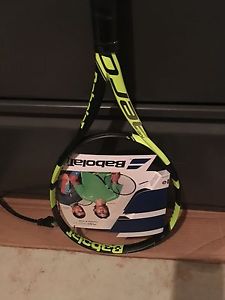 babolat pure aero 4 1/4