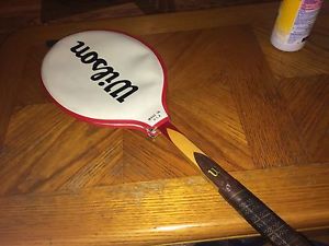 VINTAGE! 1960'S WILSON BUTCH BUCHHOLZ SIGNATURE SERIES WOOD TENNIS RACKET