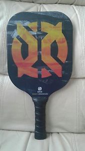 NEW ONIX GRAPHITE INFERNO PICKLEBALL PADDLE ALUMINUM CORE LIGHT STRONG BLACK