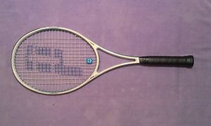 PRINCE TriComp Midsize in Nice Condition (4 1/2 L 4)