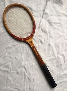 VINTAGE DONNAY  CHALLENGE WOOD TENNIS RACKET
