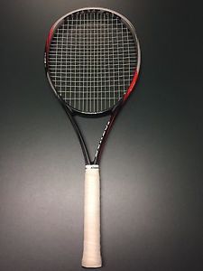 Tennis Racket. Dunlop Biomimetic F 3.0