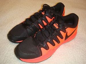 NIKE MEN'S ZOOM VAPOR 9.5 FEDERER TENNIS SHOES HOT LAVA/BLACK SIZE 10 631458-801