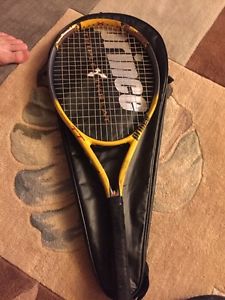 Prince triple threat scream MP tennis racquet