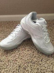Juniors Wilson Advantage Court III Tennis Shoes Size 4