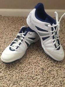 Juniors Wilson Extreme 4 Tennis Shoes Size 6