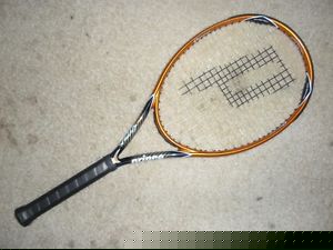 PRINCE SAND SHARK  MIDPLUS 100  TENNIS RACQUET 4 1/4