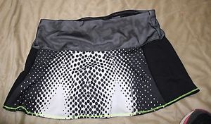 lucky in love tennis skirt Black White Neon trim Size large  (a28)