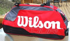 New with Tags  Wilson Tour Tennis Racquet Sports Bag Duffle Red Black Roll
