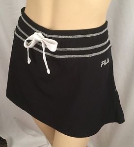 NWOT FILS BLACK TENNIS SKORT WITH PLEAT BACK DETAIL L