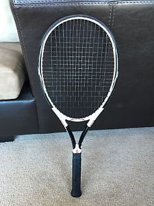 Great shape Volker tennis racquet, barely used, original grip!!