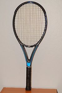 WILSON TRIAD 4.0 MIDPLUS RACQUET (4 1/2) GRIP