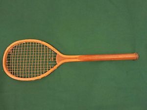 Vintage Tennis Racket from the 50s-60s (no name & damaged)