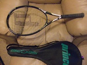 PRINCE FORCE 3 TOUR OVERSIZE LONG BODY EXCELL CONDITION