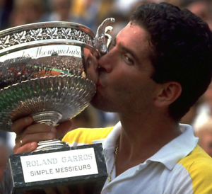 GRAND SLAM RACQUET ANDRES GOMEZ PERSONAL 1990 FRENCH OPEN FINALS TENNIS RACQUET