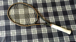 Wilson Pro Staff 85 St Vincent - 4 1/2 Grip