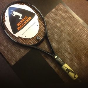 BORIS BECKER DELTA CORE NYC TENNIS RACQUET4-3/8 PRO STRUNG WITH SIGNUM POLY PRO