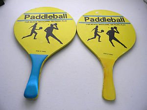 2 Paddleball Wooden Table TENNIS RACQUETS For Beach Backyard Picnic Play Yellow