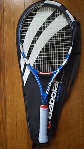 babolat pure drive 4 3/8 WITH case