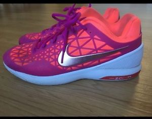 Nike Women's Zoom Cage 2 Shoes