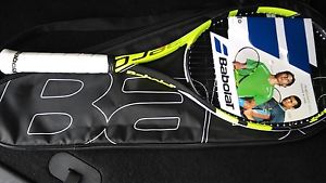 Babolat Pure Aero Lite Strung Grip 2 Tennis Racquet