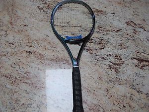 WILSON PRO STAFF 6.0 DUAL TAPER BEAM PWS 95 SQ. IN. TENNIS RACQUET 4 5/8" GRIP