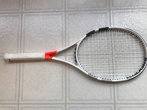 Babolat Pure Strike (2017) 18x20....4 3/8 tennis racquet