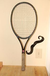 Dunlop Quake 8.2 ISIS 95 4 1/4 Tennis Racquet