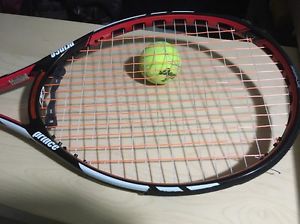 tennis racquet