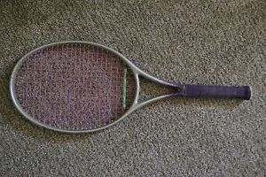 tennis racquet