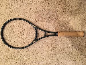 Prince tennis racket  Graphite 90. 4 1/2