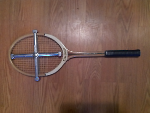 VINTAGE SLAZENGER CHALLENGE WOOD TENNIS RACKET W / ZEPHYR PRESS made in  ENGLAND