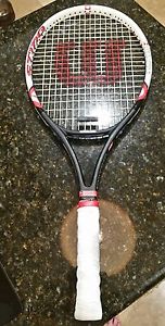 Wilson Sting Soft Shock Graphite Black/Pearl White 4 3/8 to 4 5/8 Tennis Racquet
