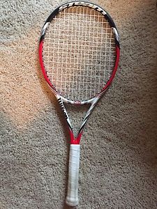 tennis racquet