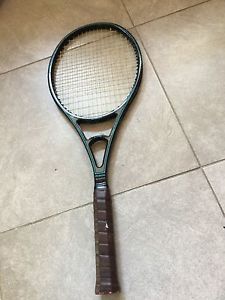 Wilson L4 4 1/2" Grip Size Sting Midsize Graphite Tennis Racquet Good