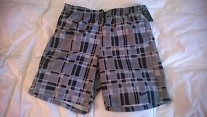2017 Nike Men's Court Dry Printed 9" Tennis Shorts Medium White / Black MSRP $55