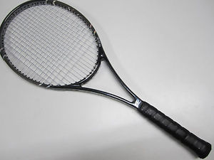 SOLINCO PRO 8 TENNIS RACQUET (4 3/8) AUTHORIZED DEALER DEMO.