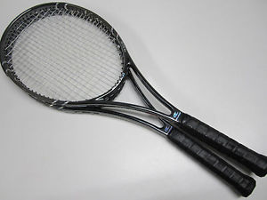 SOLINCO PRO 7 TENNIS RACQUET (4 1/4 & 4 3/8) AUTHORIZED DEALER DEMO.