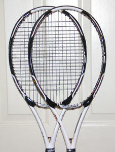 ONE (1) ProKennex Q5 (315 grams) midplus 100sq tennis racket 4 3/8